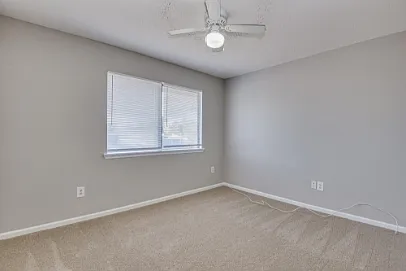 2816C Thomas Ln — Photo 17