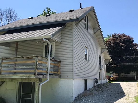 3rd image of 806 N A St