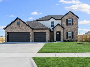 703 Primitivo Ave, Tontitown, AR 72756