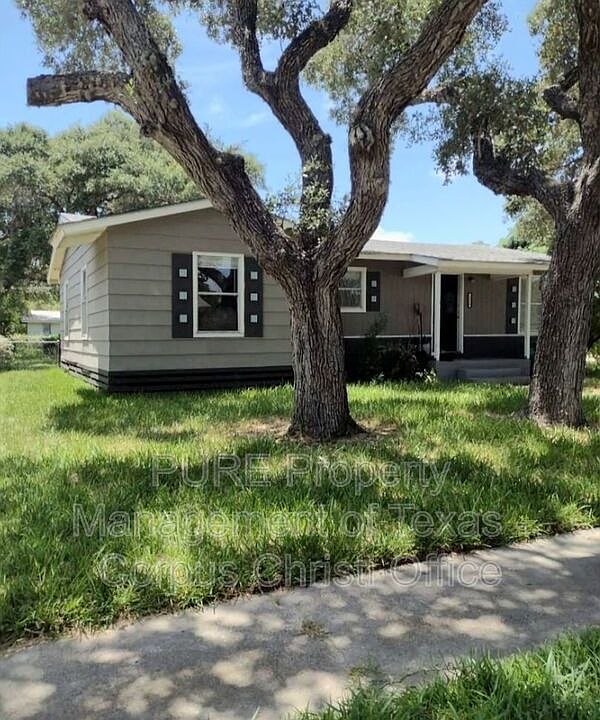 1st image of 1329 Oak Park Dr