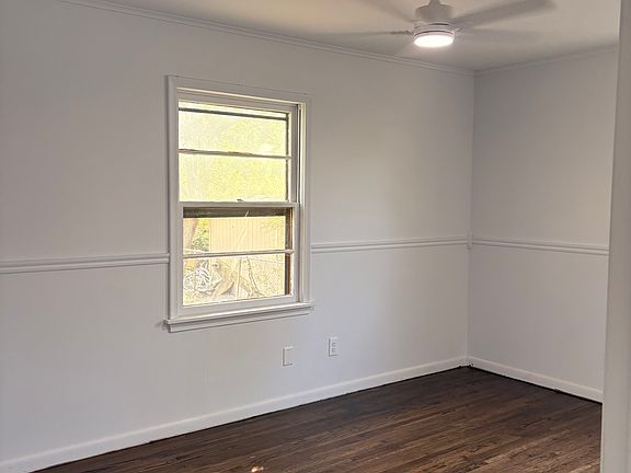 5th image of 4119 S 38th Ave W