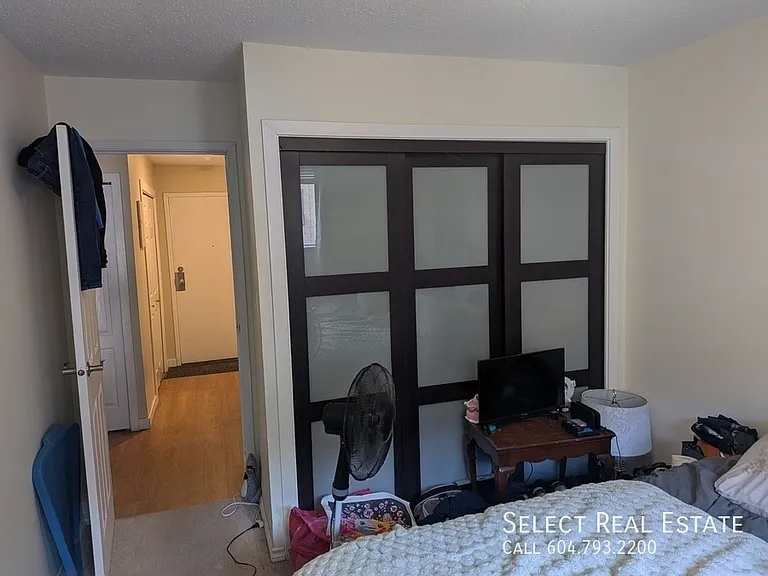 45749 Spadina Ave #203 — Photo 10
