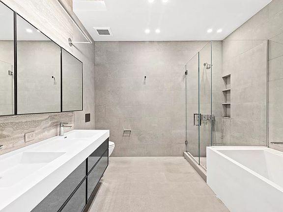 4th image of 90 Lexington Ave APT 3F