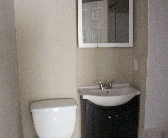 1200 Chester Ave #A — Photo 18
