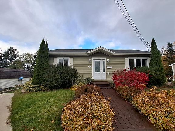 2nd image of 31 Forest Road