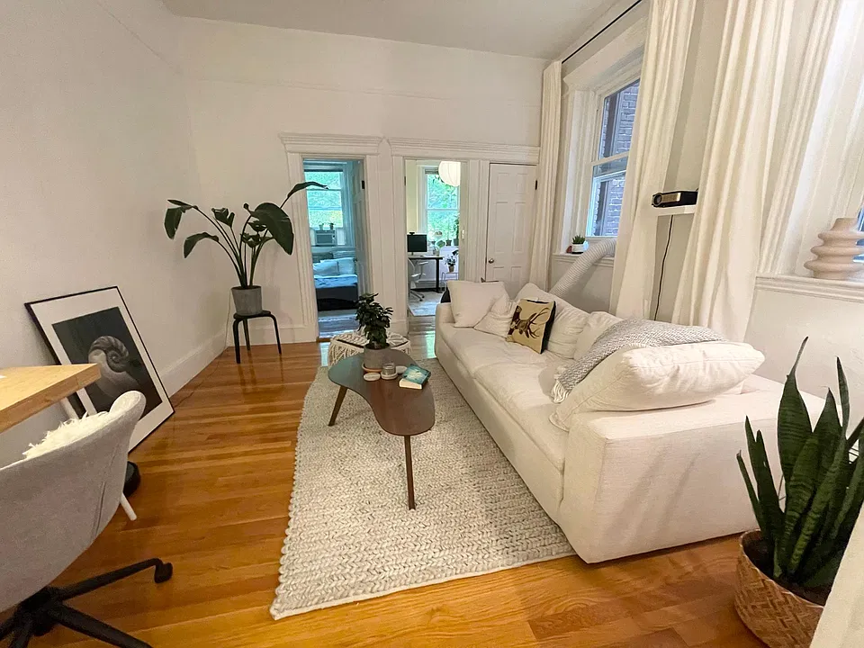 38 Grove St #2