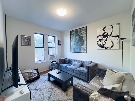 Rented by Denise Rosenblum, LREB | media 9