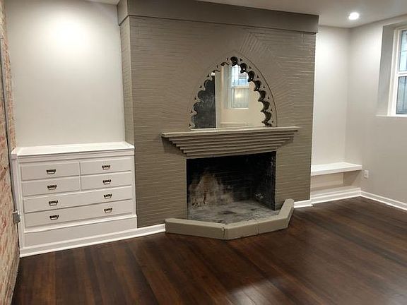 2nd image of 2123 W 1st Ave #7