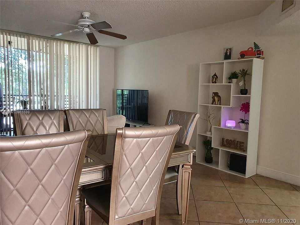 1st image of 8333 Lake Dr APT 202