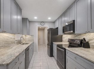 1686 SE BIDDLE Lane, Port St Lucie, FL 34983
