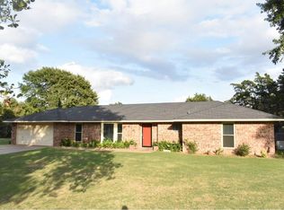825 Bryan Dr, Enid, OK 73701