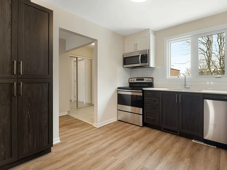 2190 Halifax Dr #14 — Photo 1