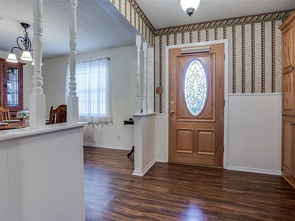 2nd image of 3015 Frances Dr