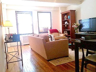 Rented by Manhattan Spaces