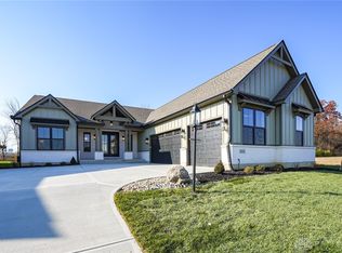 9161 Remy Ct, Dayton, OH 45458