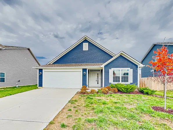 2362 Silver Spoon Dr, Greenfield, IN 46140