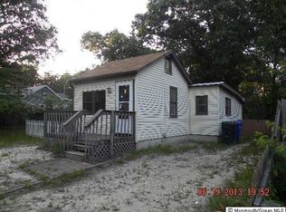834 Lynnwood Ave, Brick, NJ 08723