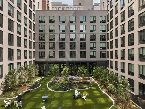 Miramar at 405 West 206th Street