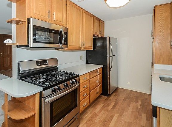 4th image of 2111 Woodlane Dr