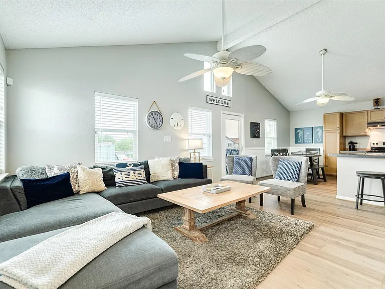 16614 Bermuda Way — Photo 6
