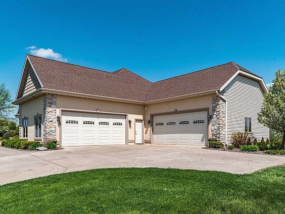 3rd image of 3476 Skarstinden Rd