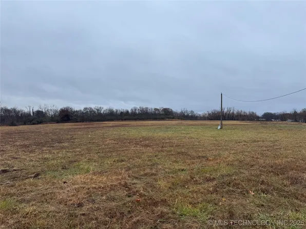 2500 E McGee Ave, Sallisaw, OK 74955