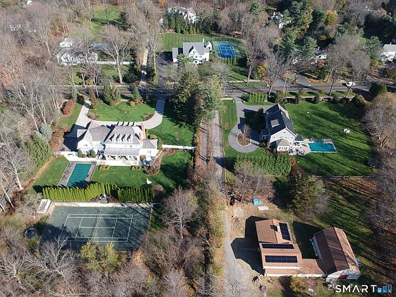 2nd image of 6 Fox Run Lane