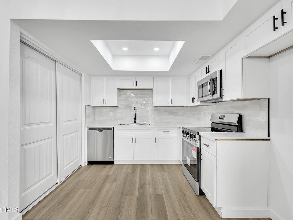 1st image of 1342 W EMERALD Avenue #256