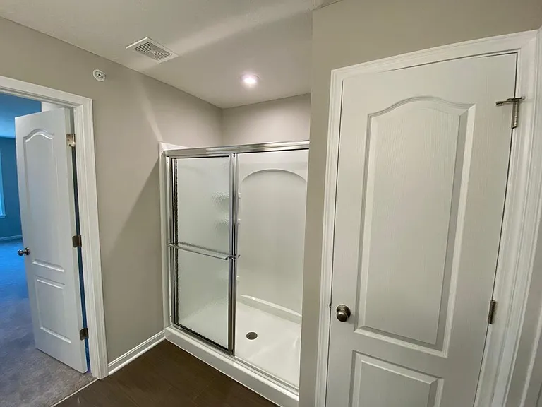 154 Old Pond Rd — Photo 11