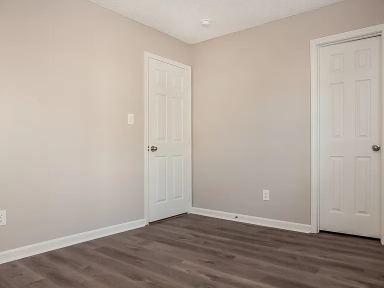 9912 Peppermint Ln — Photo 12