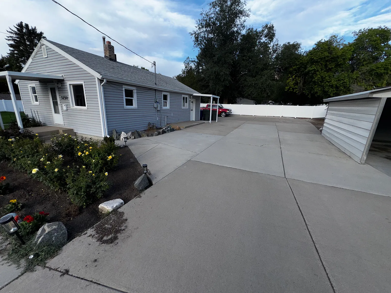 2 bed, 1000 sqft, $1,500 — Photo 3
