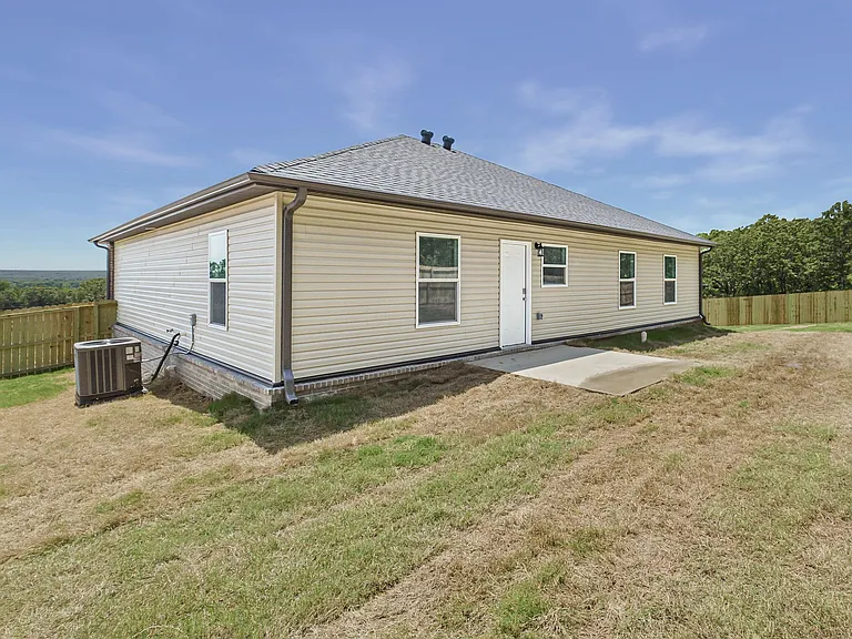 125 Coal Mountain Rd — Photo 8