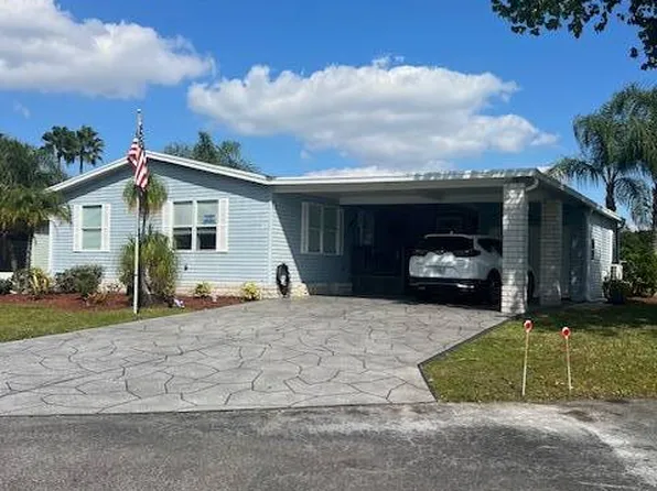 328 Waldorf Dr, Auburndale, FL 33823