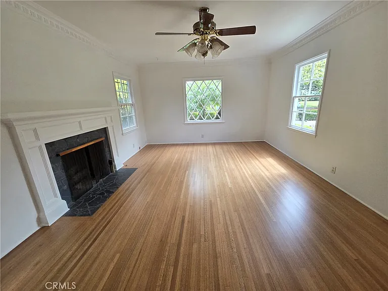 240 Euclid St — Photo 7