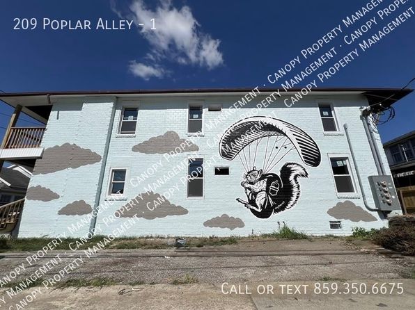 209 Poplar St #1