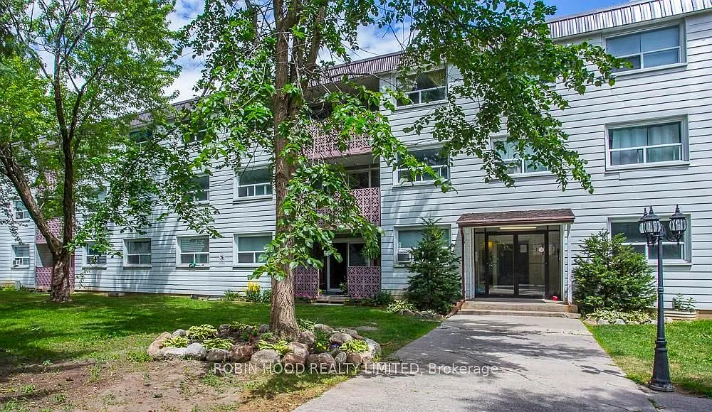 3 bed, $2,099 — Photo 2