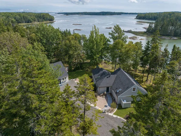 102 Fish Creek Road, Deer Isle, ME 04627
