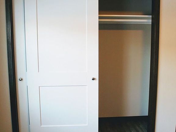 3rd image of 1039-1042 7th Ave S #9848864