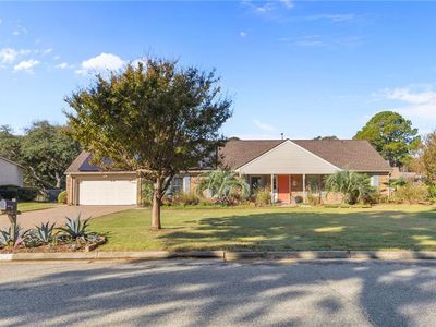 2129 W Kendall Cir, Virginia Beach, VA, 23451