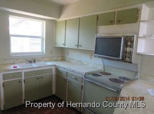 7154 Fireside St, Spring Hill, FL 34606