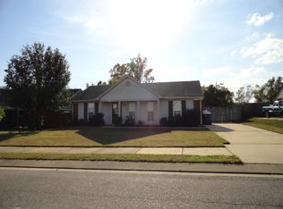 6237 Oak Run Dr W, Olive Branch, MS 38654