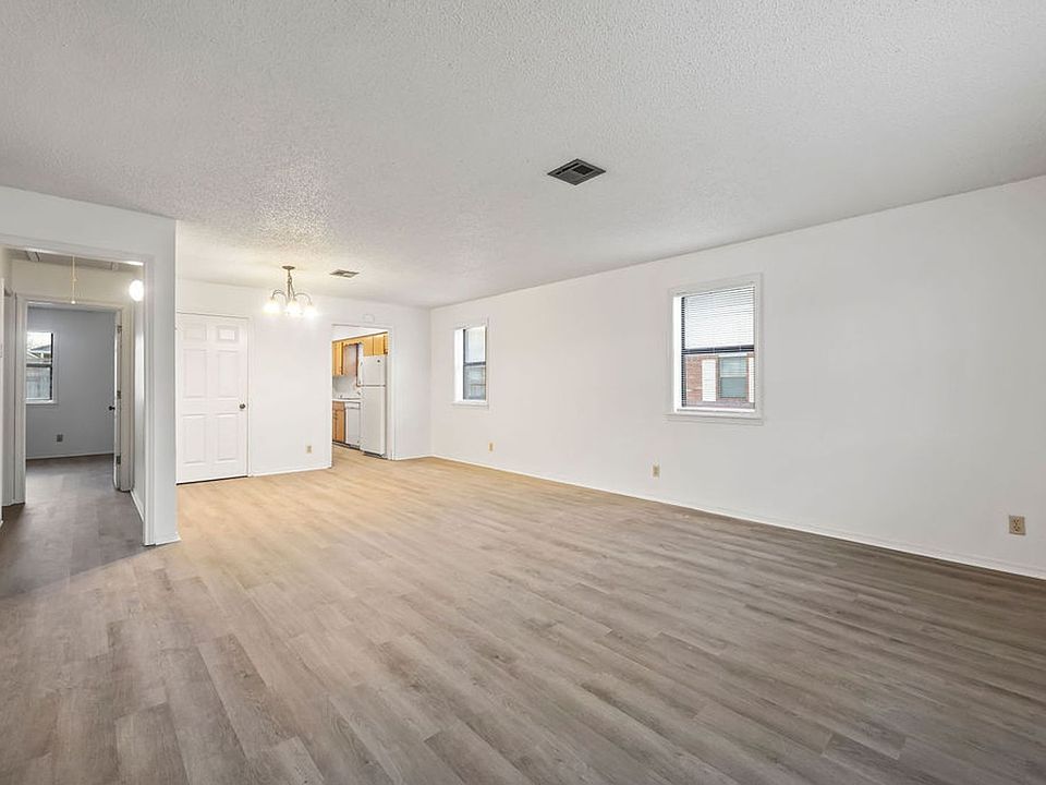 1st image of 801 N 17th Pl APT 41