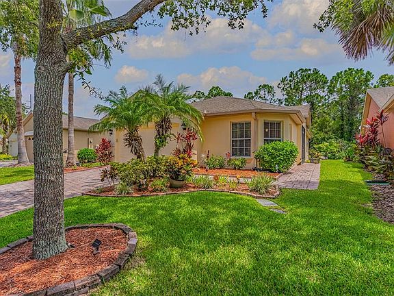 3rd image of 512 Millifiora Ln