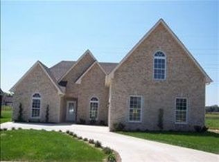 3621 Genoa Dr, Murfreesboro, TN 37128