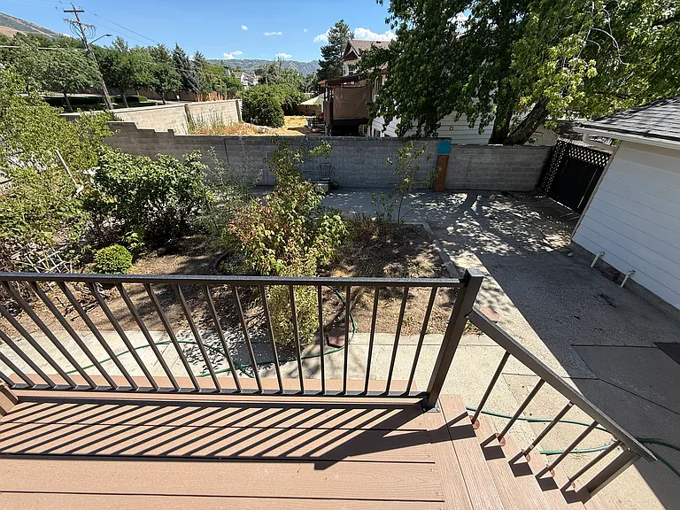992 E Sunburn Ln — Photo 14