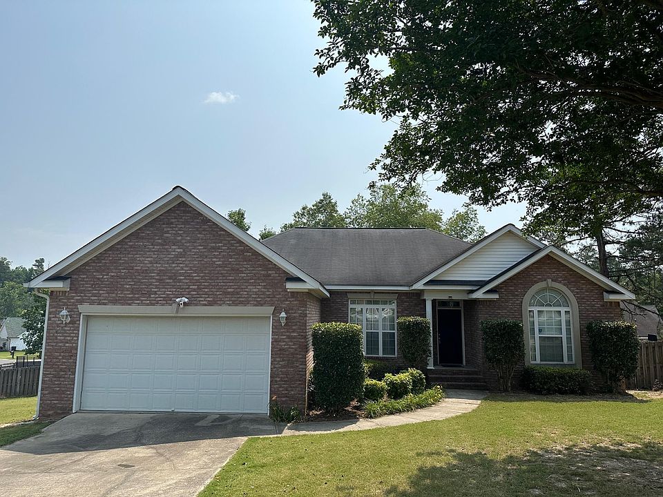 1st image of 305 Peregrine Ct