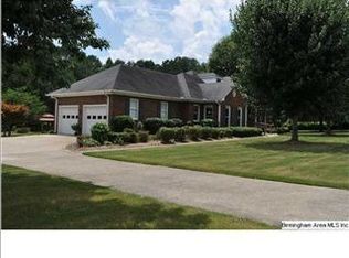 5308 Hickory Hill Dr, Trussville, AL 35173