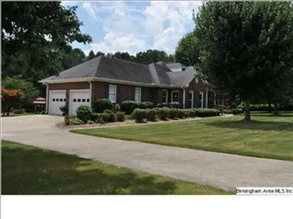5308 Hickory Hill Dr, Trussville, AL 35173