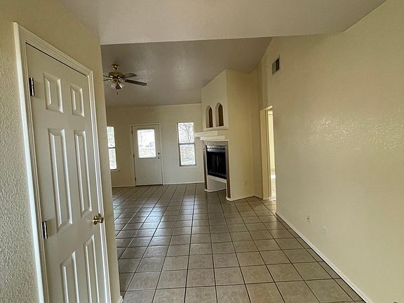 3rd image of 3683 Malachite Ave