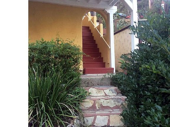 5th image of 8611 Lookout Mountain Ave